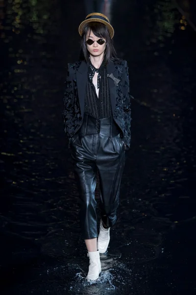 Look 59